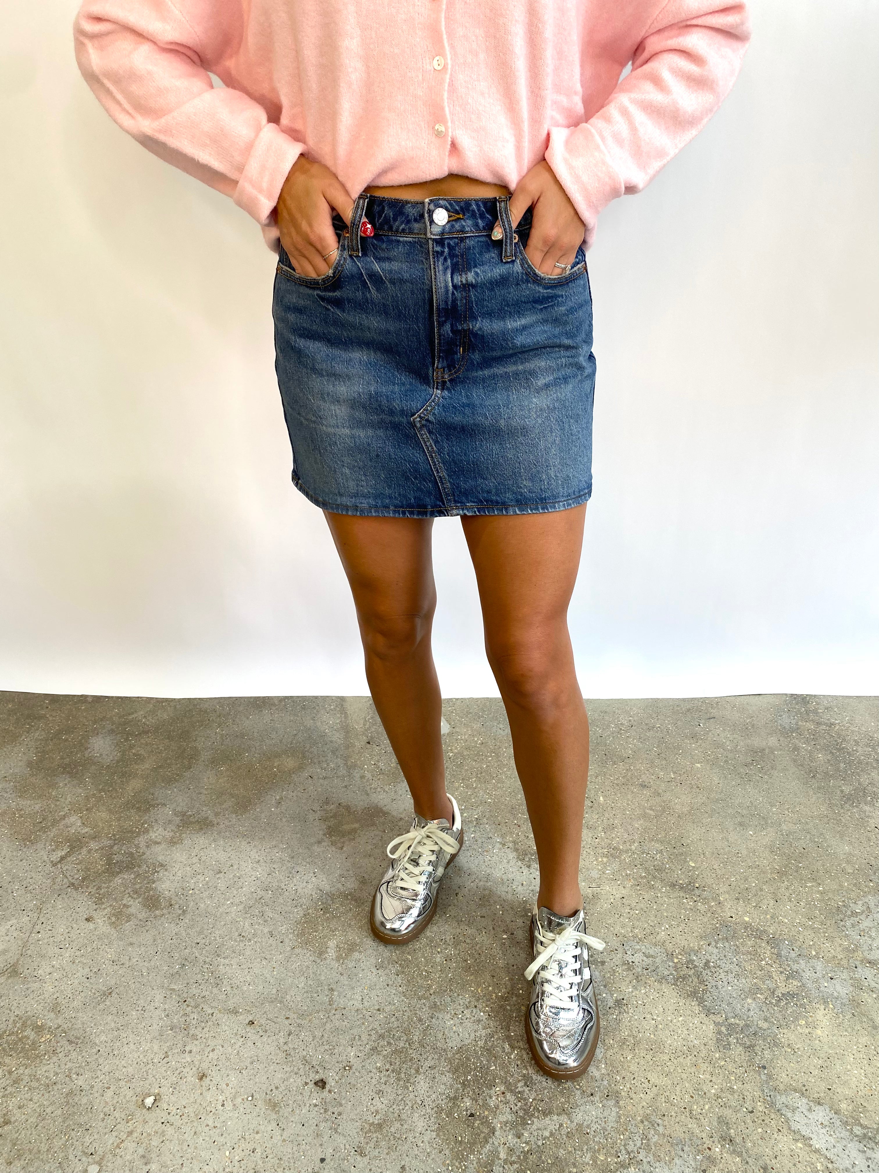 DAZE Malibu Mid Waist Mini Skirt